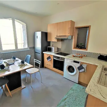 Collection Appartements Aux Halles Brauhauban De Tarbes * Tarbes