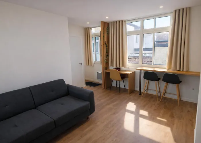 Collection Aux Halles Brauhauban De * Tarbes