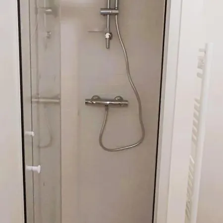 - Halles Brauhauban Apartment